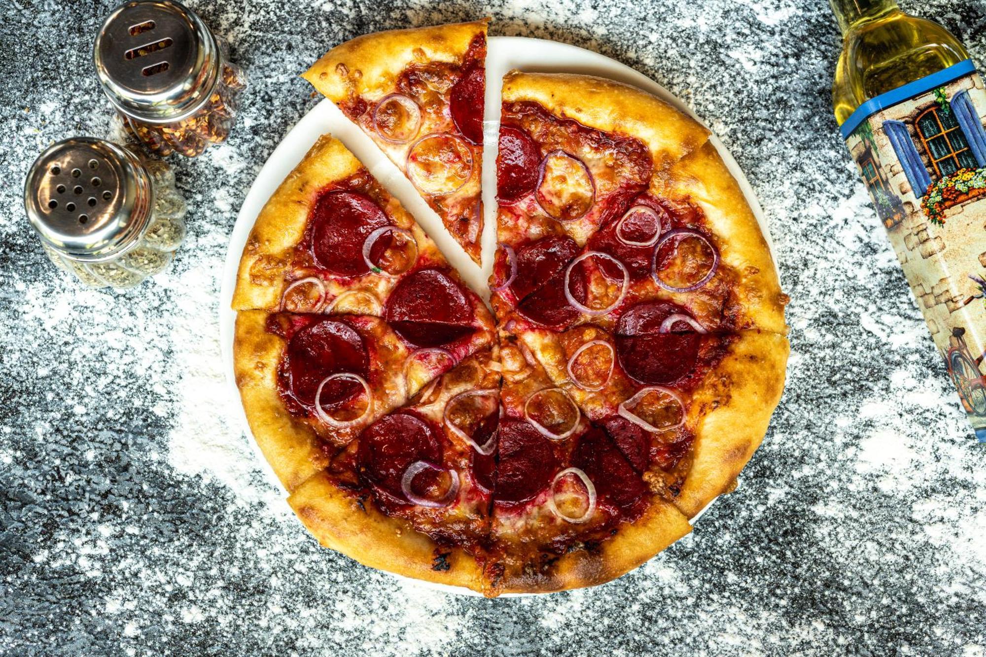Hyatt Place Gurgaon Udyog Vihar Екстер'єр фото A pepperoni pizza