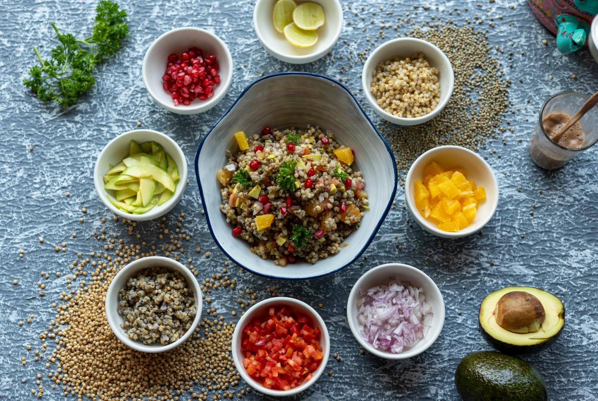 Hyatt Place Gurgaon Udyog Vihar Екстер'єр фото Quinoa salad